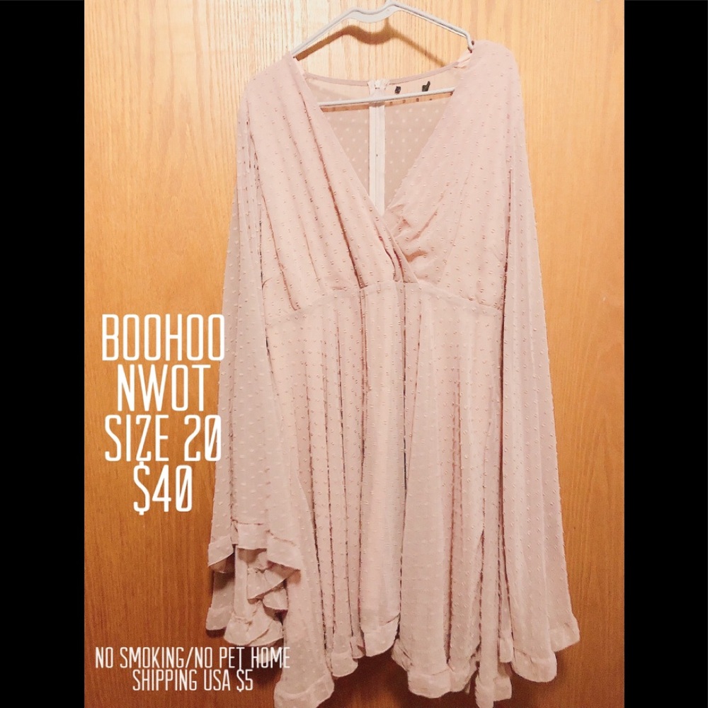 Blush Polkadot dress. NWOT. Size 20. Boohoo.